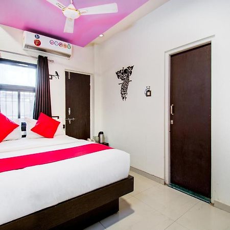 Oyo 11548 Hotel Mrunal Palace Aurangabad  Zewnętrze zdjęcie