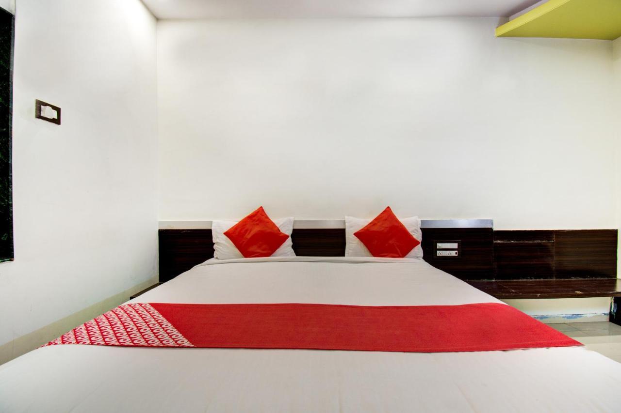 Oyo 11548 Hotel Mrunal Palace Aurangabad  Zewnętrze zdjęcie