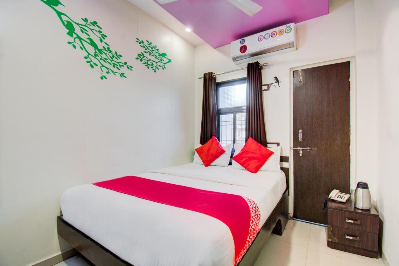 Oyo 11548 Hotel Mrunal Palace Aurangabad  Zewnętrze zdjęcie