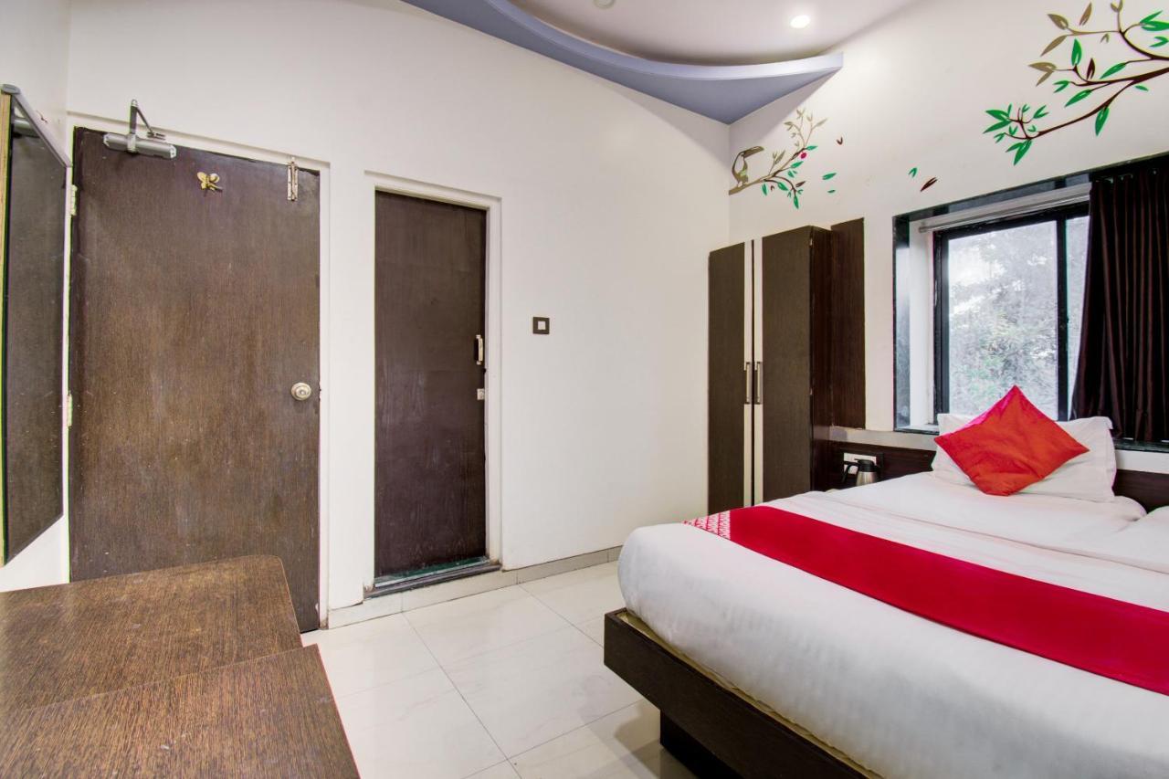 Oyo 11548 Hotel Mrunal Palace Aurangabad  Zewnętrze zdjęcie