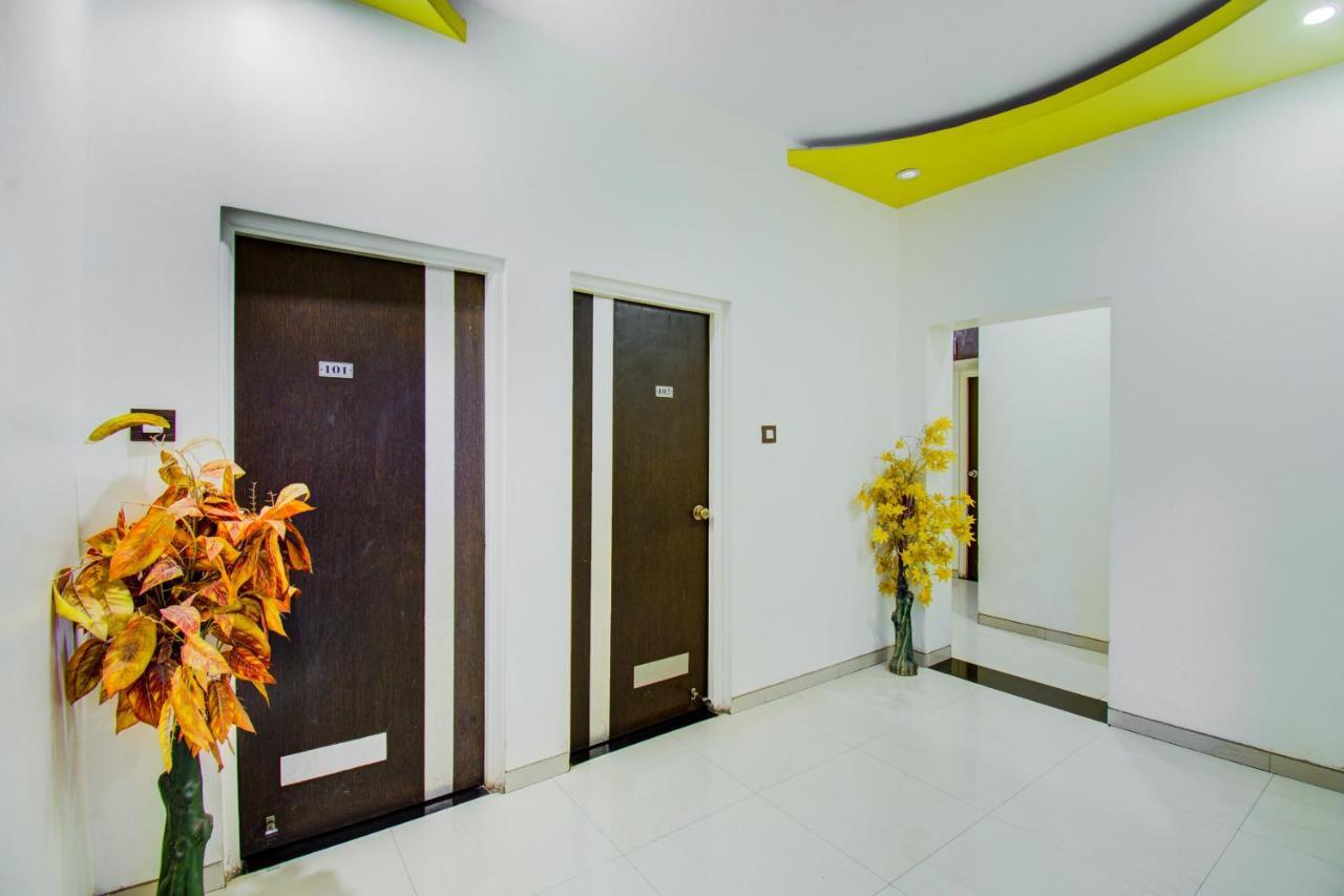 Oyo 11548 Hotel Mrunal Palace Aurangabad  Zewnętrze zdjęcie