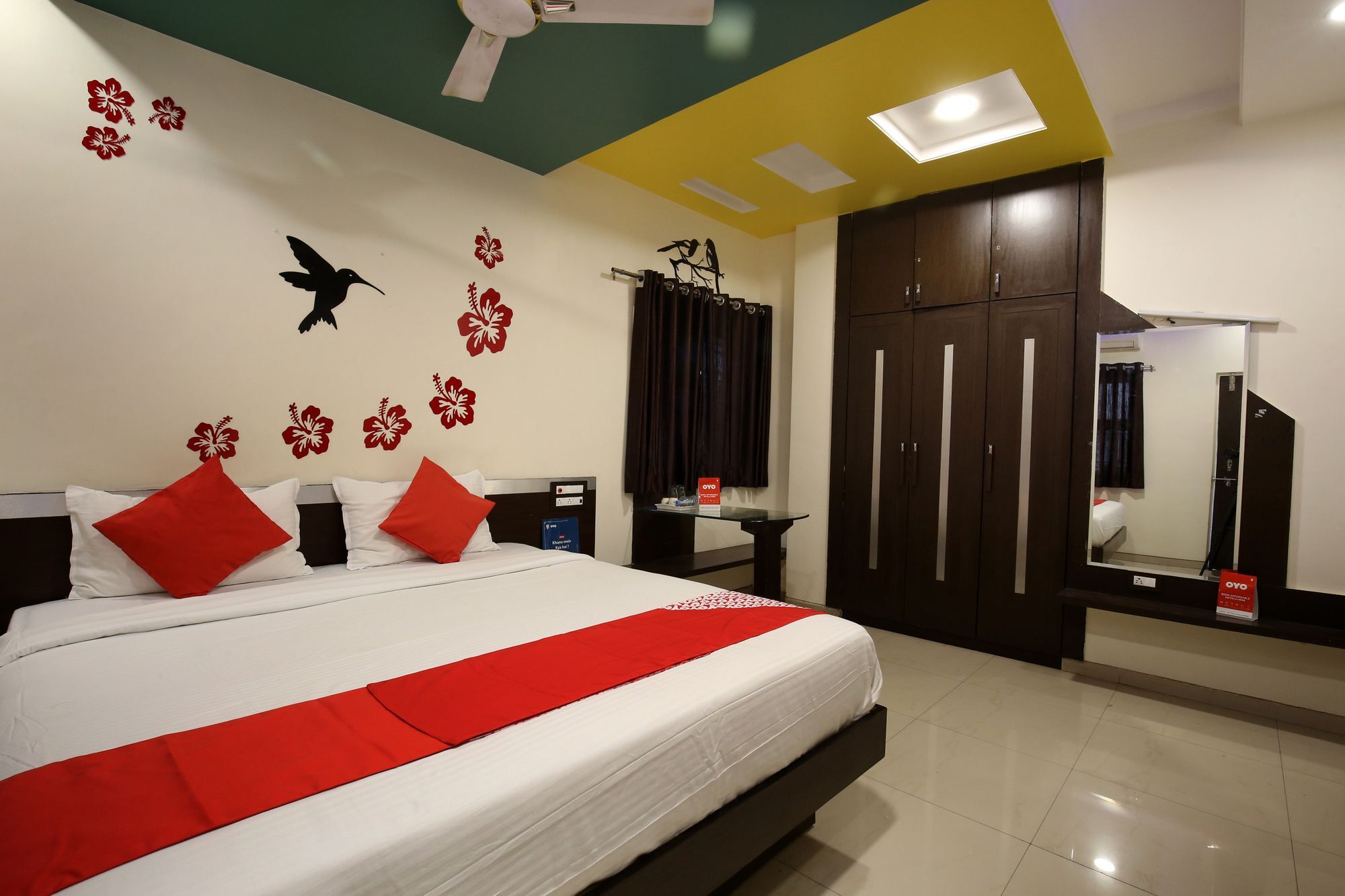 Oyo 11548 Hotel Mrunal Palace Aurangabad  Zewnętrze zdjęcie